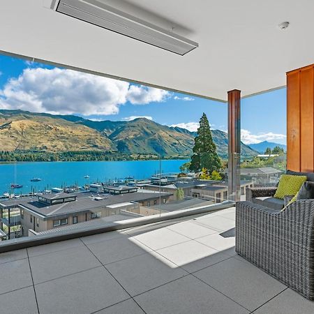 Luxurious Lakefront Penthouse Wanaka Dış mekan fotoğraf