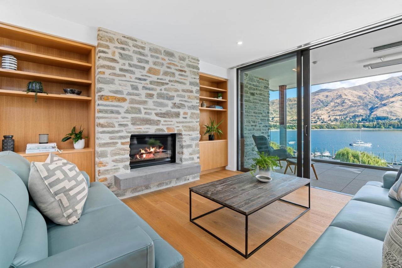 Luxurious Lakefront Penthouse Wanaka Dış mekan fotoğraf